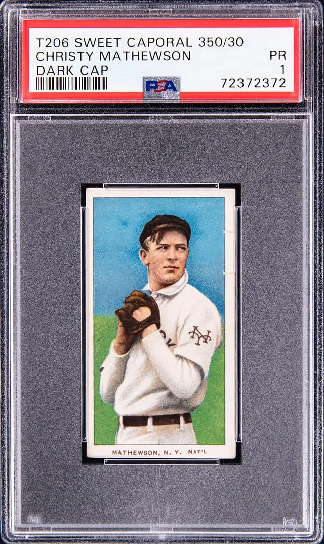 1909-11 T206 Christy Matthewson, Dark Cap - Sweet Caporal/350 White Border #no-number card image