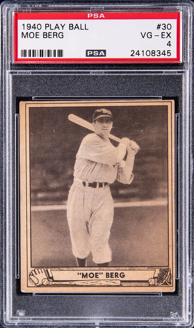 1940 Play Ball Mo Berg #30 card image