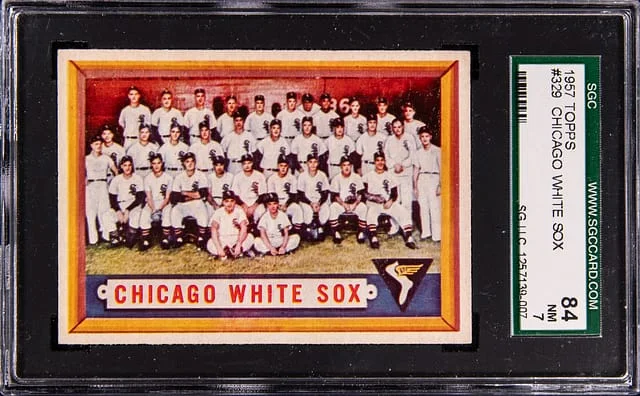 1957 Topps Chicago White Sox #329 card image