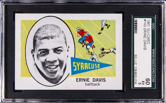 1961 Nu-Card Ernie Davis #143 card image