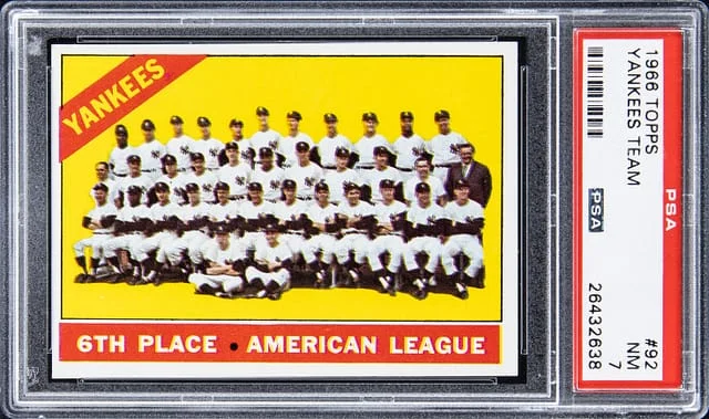 1966 Topps Yankees Team #92 card image