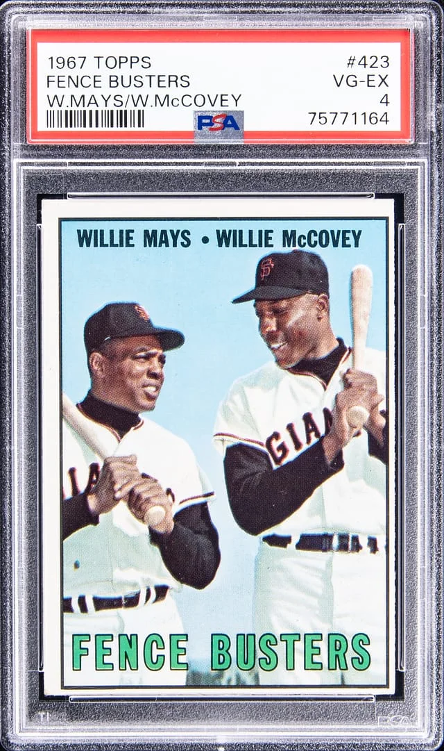 1967 Topps Willie Mays/Willie McCovey Fence Busters #423 card image