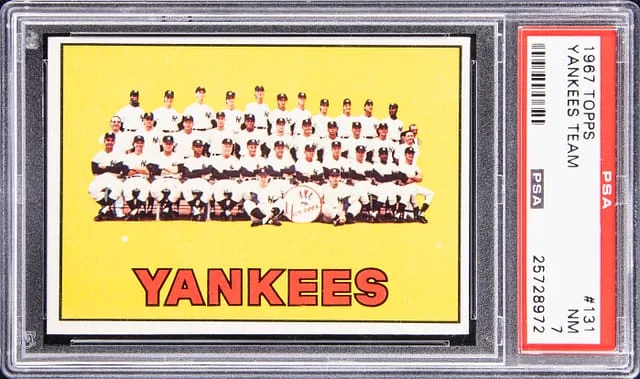 1967 Topps Yankees Team #131 card image