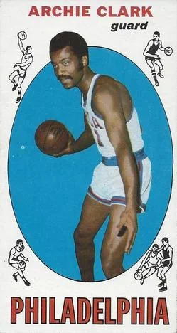 1969-70 Topps Archie Clark #32 card image