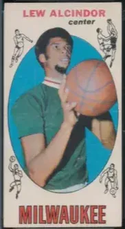 1969-70 Topps Lew Alcindor #25 card image