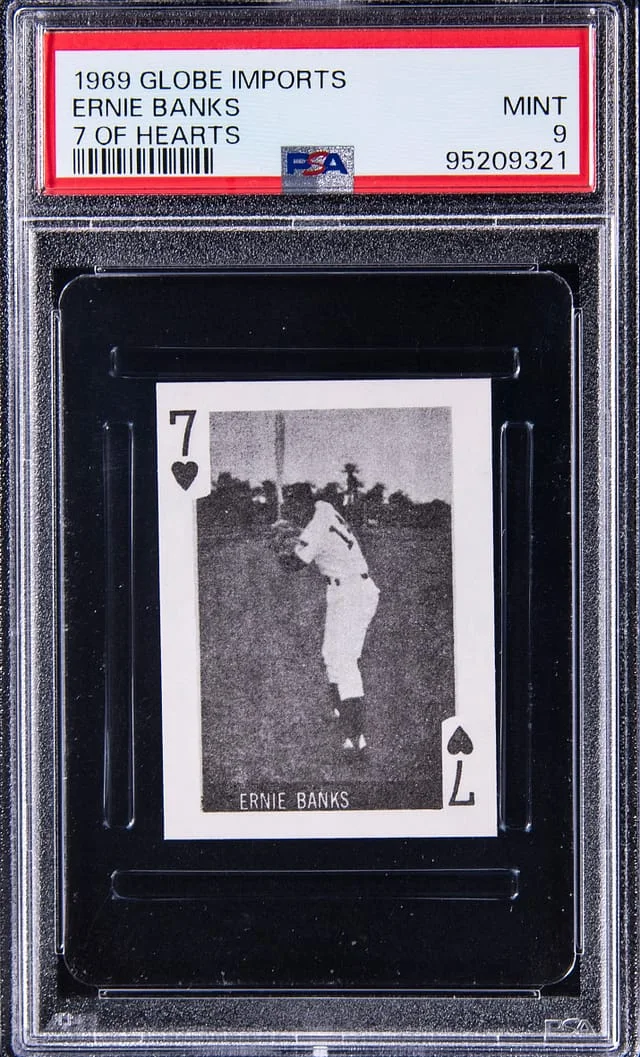 1969 Globe Imports of Hearts Ernie Banks #7 card image