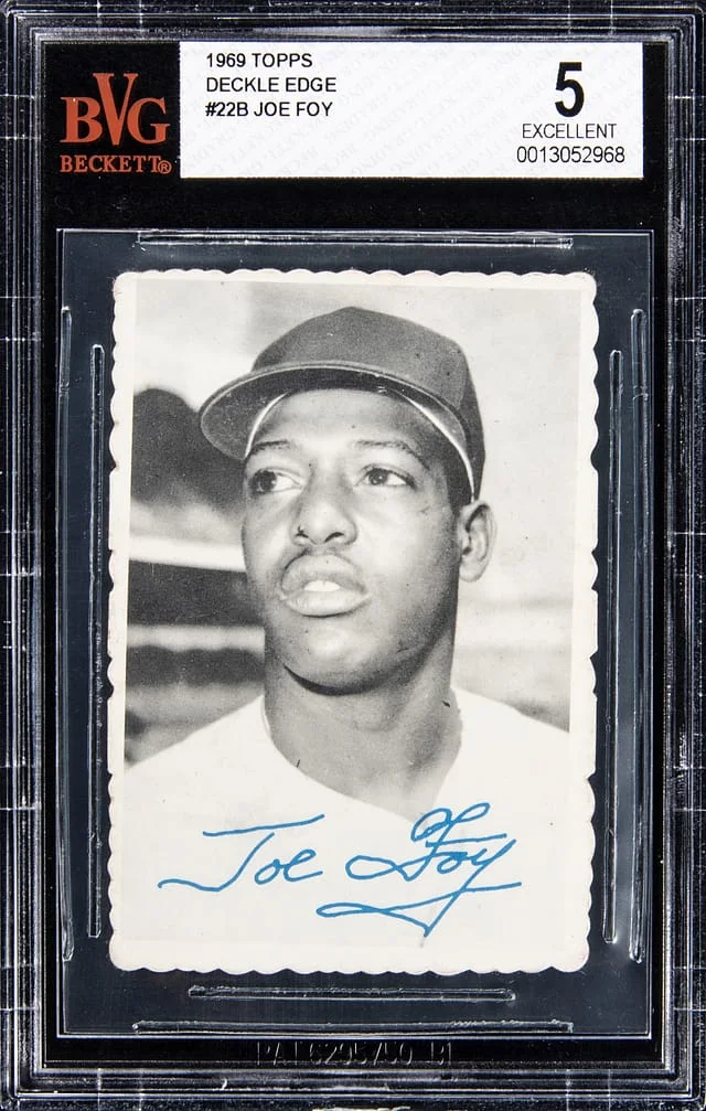1969 Topps Joe Foy Deckle Edge #22B card image