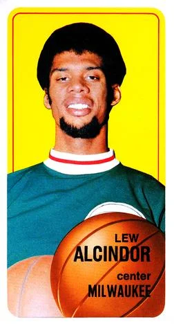 1970-71 Topps Lew Alcindor #75 card image