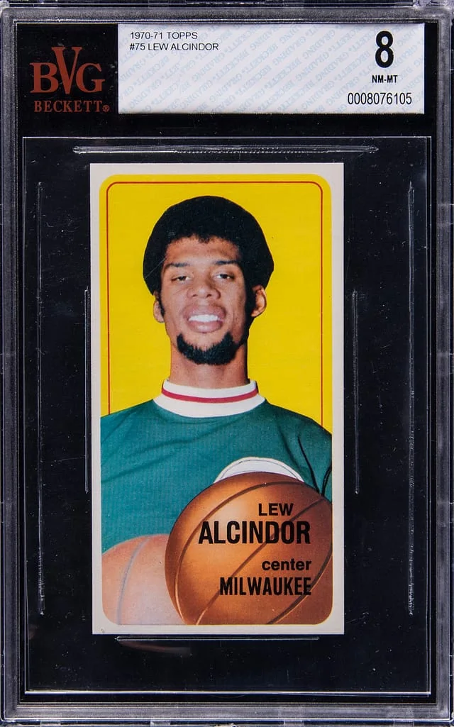 1970-71 Topps Lew Alcindor/Kareem Abdul-Jabbar #75 card image