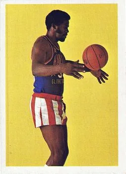 1971 Fleer Harlem Globetrotters Doug Hines #57 card image