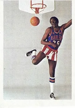 1971 Fleer Harlem Globetrotters Meadowlark Lemon #9 card image