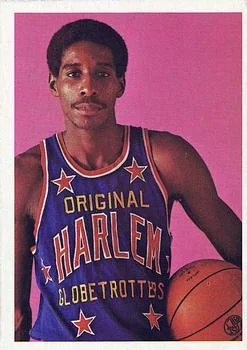 1971 Fleer Harlem Globetrotters Vincent White #61 card image