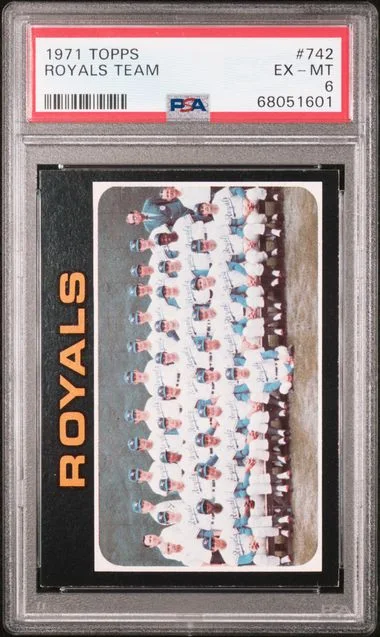 1971 Topps Royals Team #742 card image