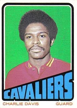 1972-73 Topps Charlie Davis #27 card image
