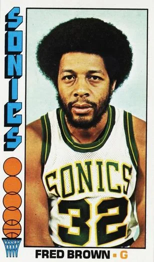 1976-77 Topps Fred Brown #15 card image