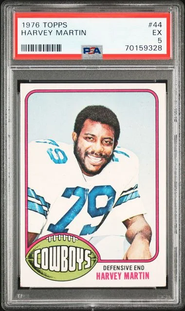 1976 Topps Harvey Martin #44 card image
