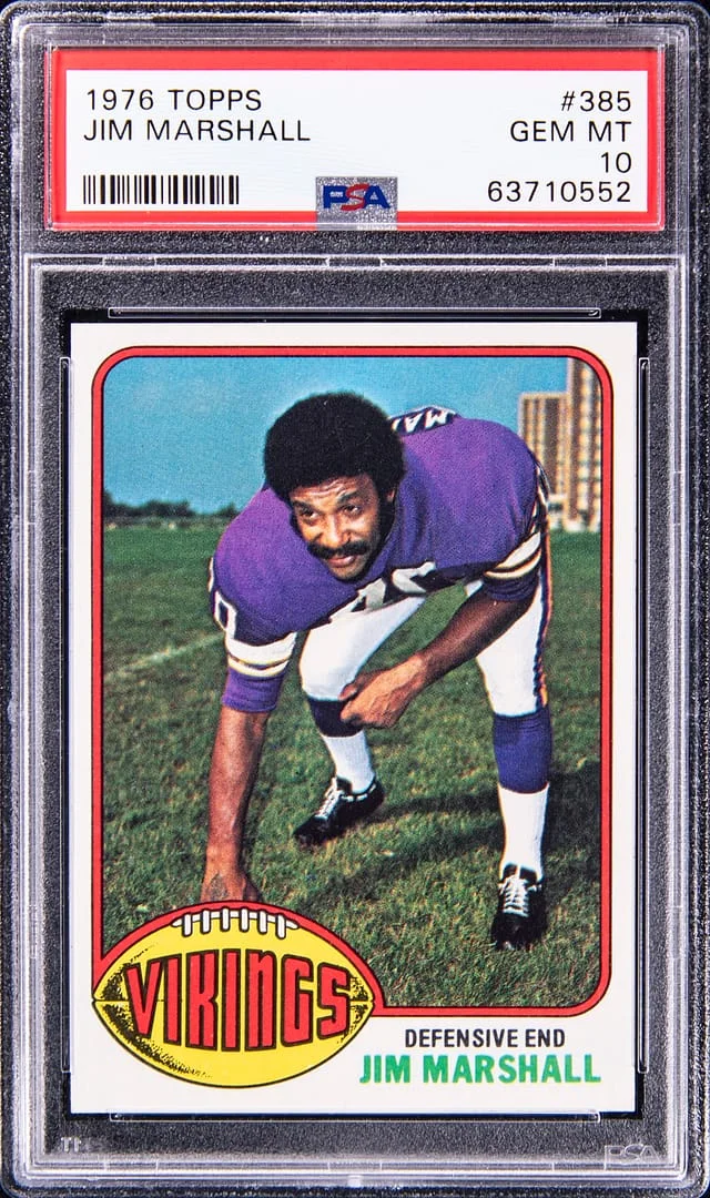 1976 Topps Jim Marshall #385 card image