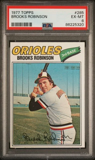 1977 Topps Brooks Robinson #285 card image
