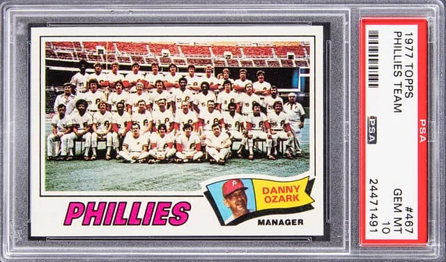 1977 Topps Phillies Team #467 card image