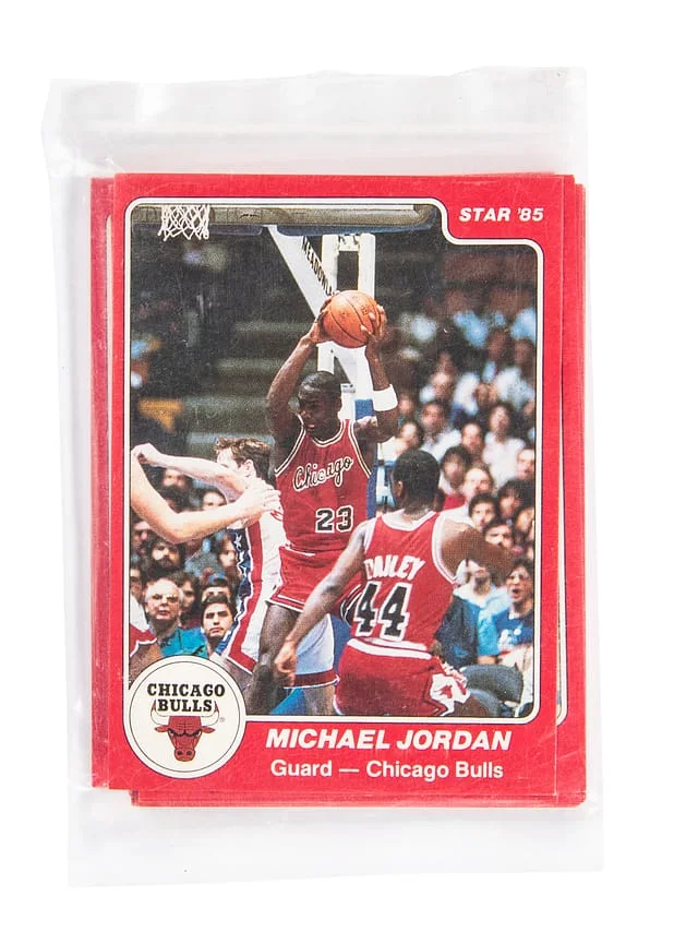 1984-85 Star Basketball Chicago Bulls Team Set (12) in Original Sealed Bag - Featuring Michael Jordan #101 card image