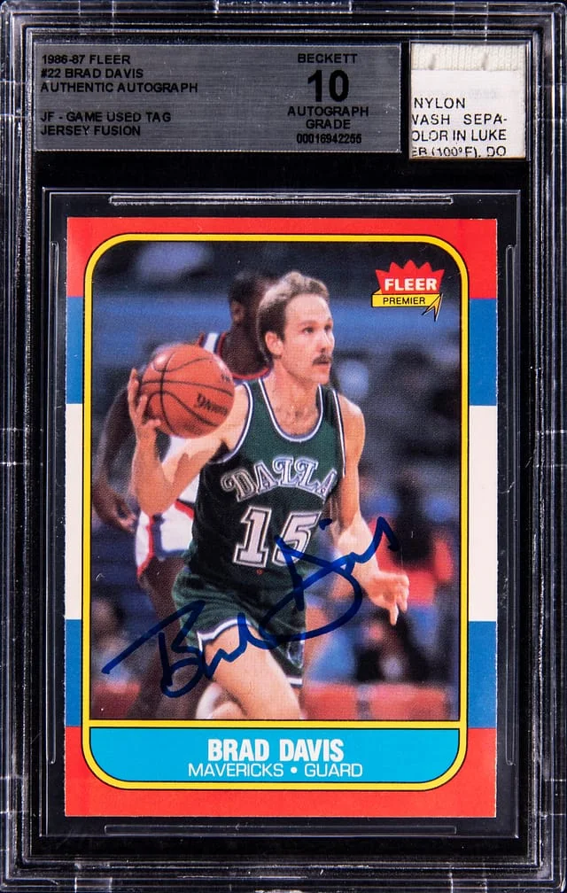 1986-87 Fleer Brad Davis Game-Used Jersey Fusion #22 card image