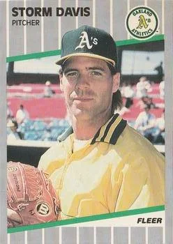 1989 Fleer Storm Davis #6 card image