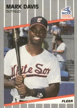1989 Fleer Update Mark Davis XRC Variant #U-18 card image