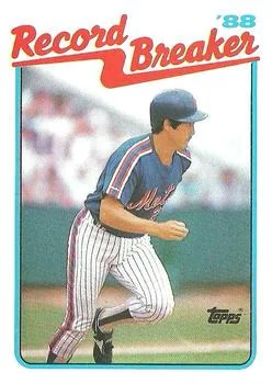 1989 Topps Kevin McReynolds RB #7 card image