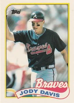 1989 Topps Traded Jody Davis #22T card image
