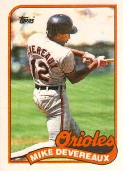 1989 Topps Traded Mike Devereaux #23T card image