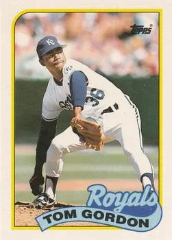 1989 Topps Traded Tom Gordon XRC #38T card image