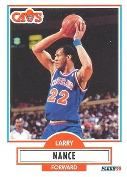 1990-91 Fleer Larry Nance #35 card image