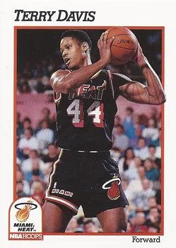 1991-92 Hoops Terry Davis #109 card image