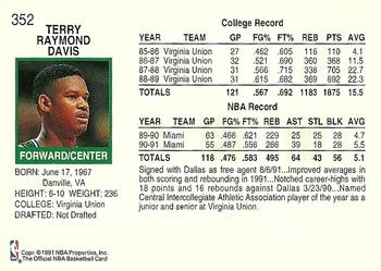 1991-92 Hoops Terry Davis #352 card back image