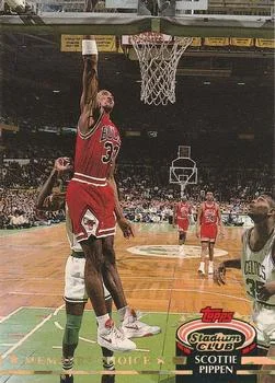 1992-93 Stadium Club Scottie Pippen MC #198 card image