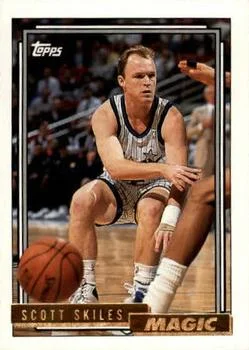 1992-93 Topps Scott Skiles Gold #42 card image
