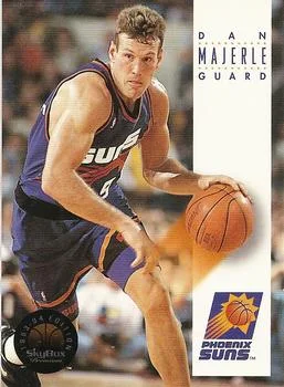 1993-94 SkyBox Premium Dan Majerle Variant #149 card image