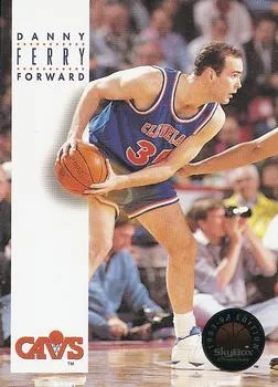1993-94 SkyBox Premium Danny Ferry Variant #209 card image