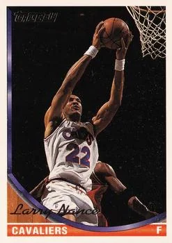 1993-94 Topps Larry Nance Gold #74 card image