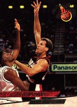 1993-94 Ultra Chris Dudley Variant #322 card image