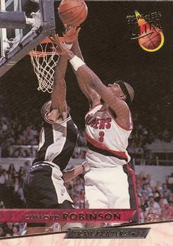 1993-94 Ultra Clifford Robinson Variant #157 card image