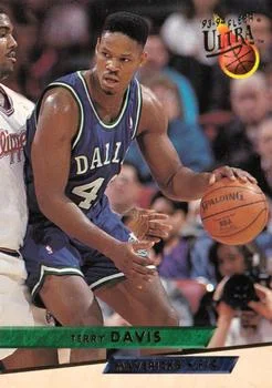 1993-94 Ultra Terry Davis Variant #43 card image