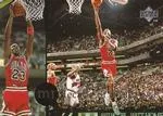 1994-95 Collector's Choice Italian Michael Jordan Rare Air Decade of Dominance #J8 card image