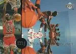 1994-95 Collector's Choice Spanish Michael Jordan Rare Air Decade of Dominance #J7 card image