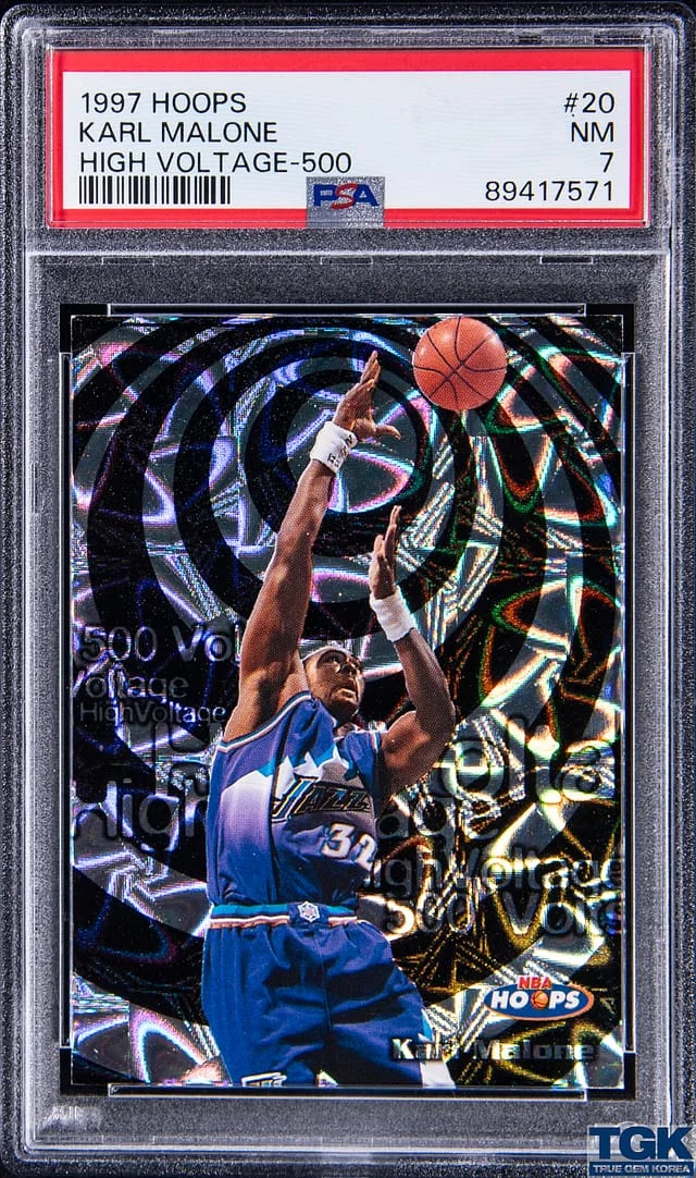 1997-98 SkyBox Hoops Karl Malone High Voltage 500 Volts #20 card image