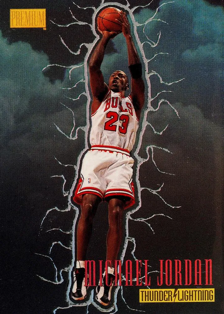 1997-98 SkyBox Premium Michael Jordan Thunder & Lightning #5 card image