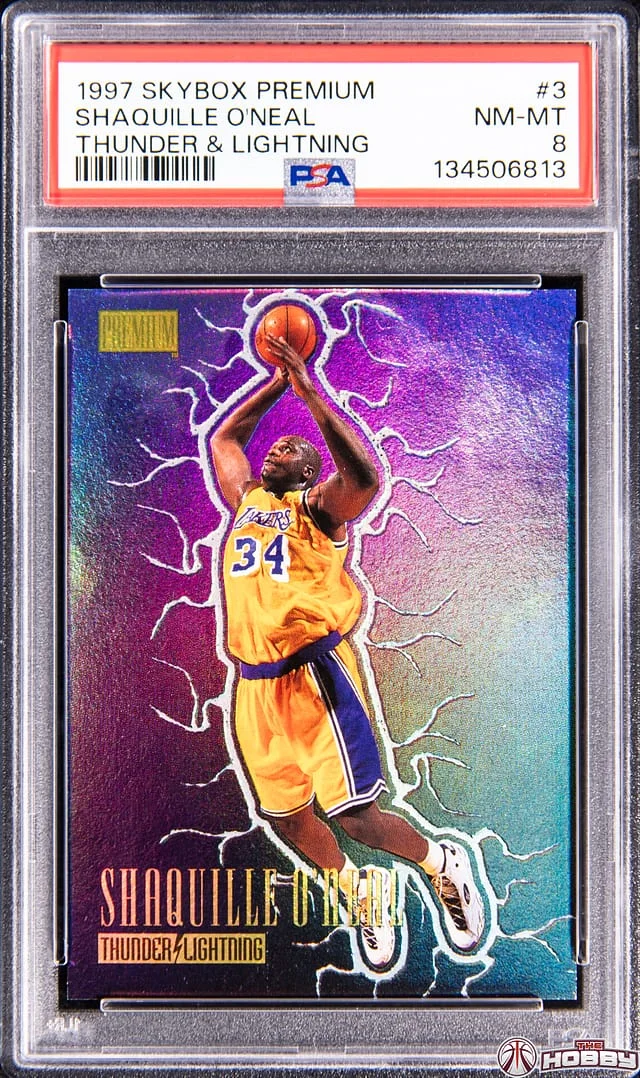 1997-98 SkyBox Premium Shaquille O'Neal Thunder & Lightning #3 card image