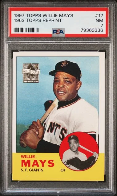 1997 Topps 1963 Topps Reprint Willie Mays #17 card image