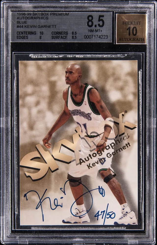 1998-99 SkyBox Premium Kevin Garnett Autographics Blue #44 card image
