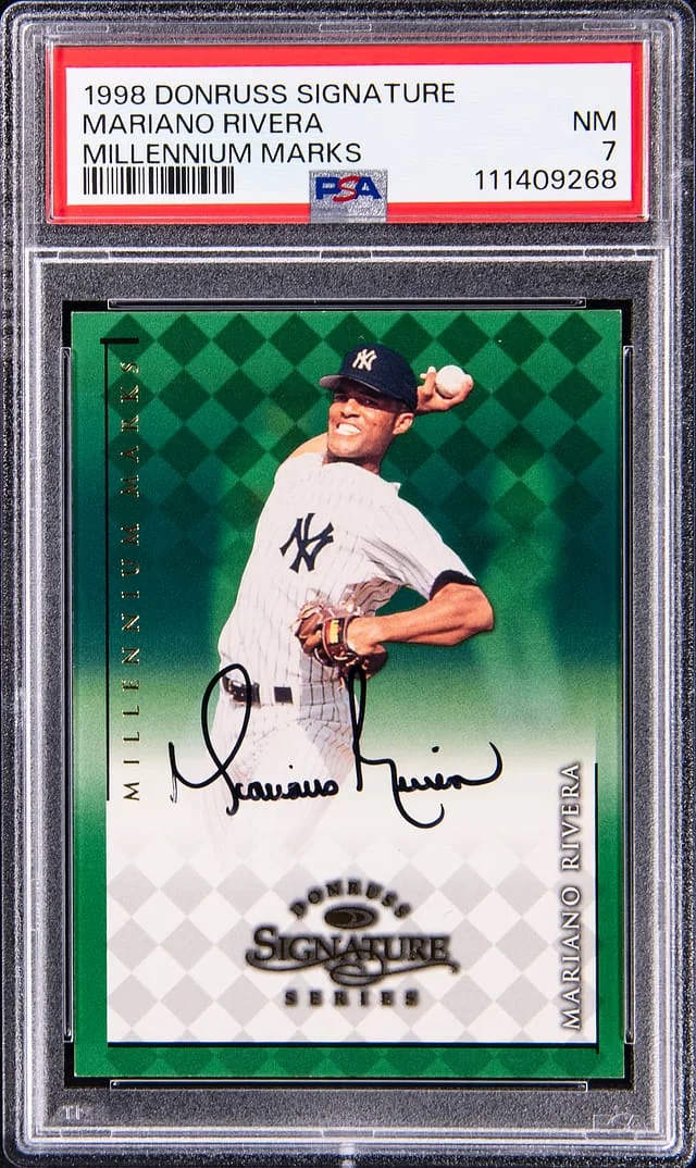 1998 Donruss Signature Millennium Marks Mariano Rivera #no-number card image
